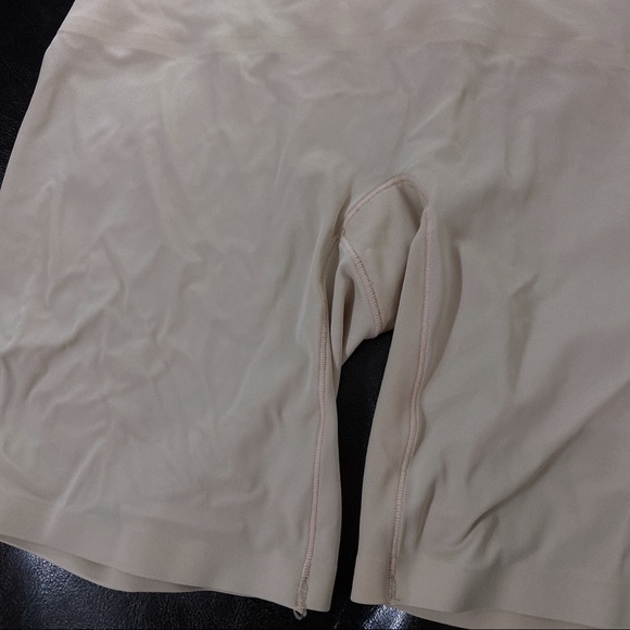 NEW NWT Marilyn Monroe Shapewear Nude Small Tummy - Picture 2 of 6